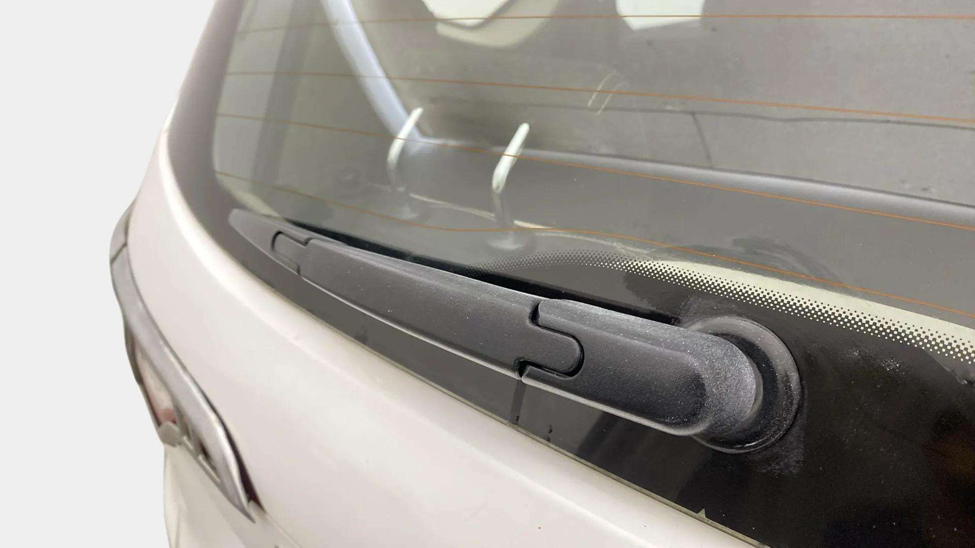 Rear-windshield-wiper-blade-24