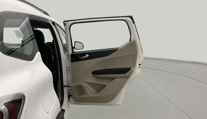 2020 Renault TRIBER RXZ AMT, Petrol, Automatic, 21,682 km, RHS Rear Door