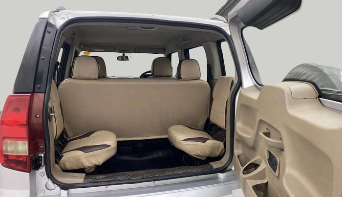 2017 Mahindra TUV300 T8, Diesel, Manual, 47,806 km, Boot Open Zoomed View