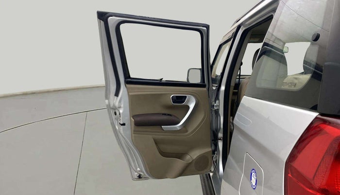 2017 Mahindra TUV300 T8, Diesel, Manual, 47,806 km, LHS Rear Door