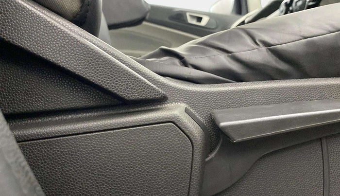 2016 Ford Ecosport TITANIUM 1.5L PETROL AT, Petrol, Automatic, 50,819 km, Driver Side Adjustment Panel