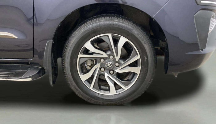 2022 Toyota Innova Crysta 2.7 VX 7 STR, Petrol, Manual, 38,438 km, Right Front Wheel