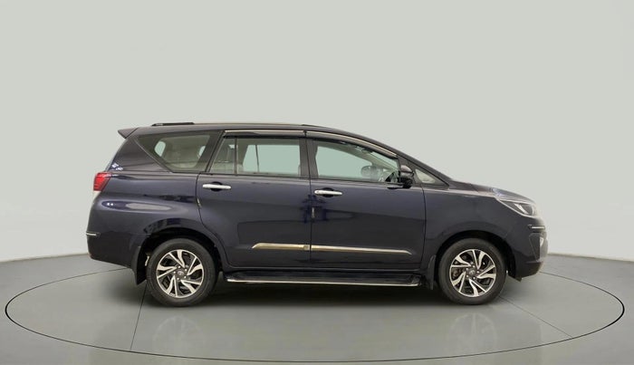 2022 Toyota Innova Crysta 2.7 VX 7 STR, Petrol, Manual, 38,438 km, Right Side View