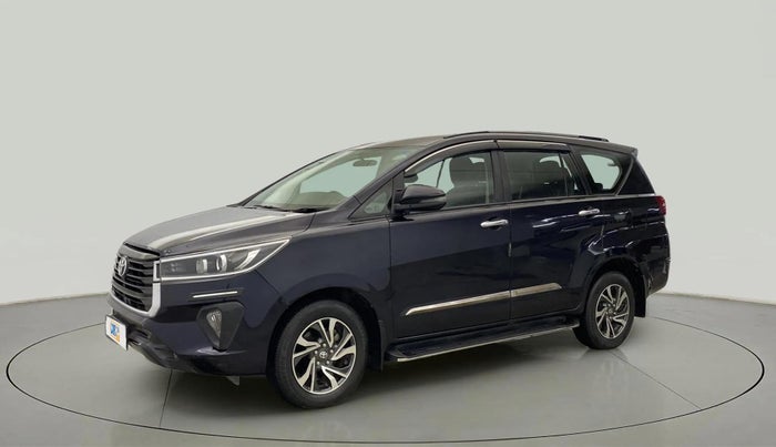 2022 Toyota Innova Crysta 2.7 VX 7 STR, Petrol, Manual, 38,438 km, Left Front Diagonal