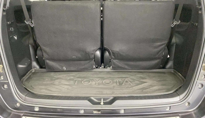 2022 Toyota Innova Crysta 2.7 VX 7 STR, Petrol, Manual, 38,438 km, Boot Inside