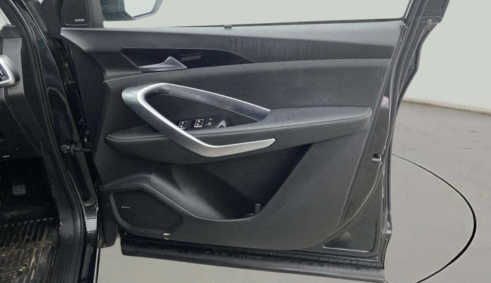2020 MG HECTOR SHARP HYBRID 1.5 PETROL, Petrol, Manual, 40,056 km, Driver Side Door Panels Control