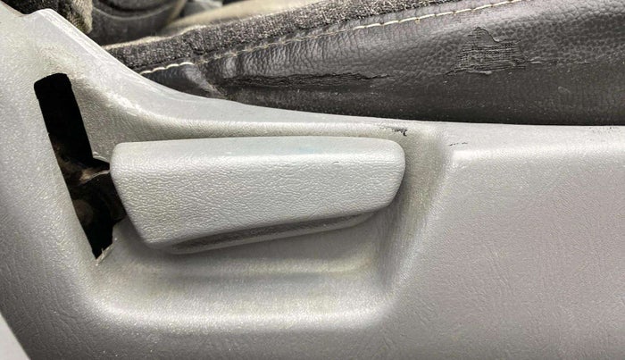 2014 Maruti Alto K10 LXI, Petrol, Manual, 31,681 km, Driver Side Adjustment Panel