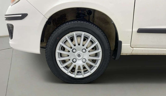 2014 Maruti Alto K10 LXI, Petrol, Manual, 31,681 km, Left Front Wheel