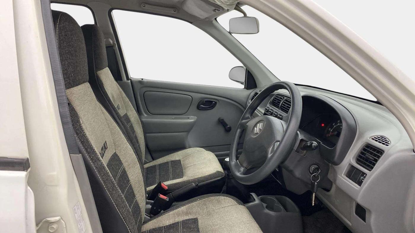 2014 Maruti Alto K10 LXI, Petrol, Manual, 31,681 km, Right Side Front Door Cabin