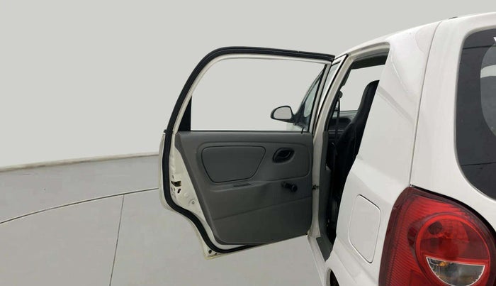 2014 Maruti Alto K10 LXI, Petrol, Manual, 31,681 km, LHS Rear Door