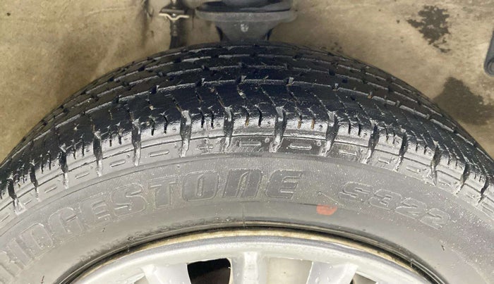 2014 Maruti Alto K10 LXI, Petrol, Manual, 31,681 km, Right Front Tyre Tread