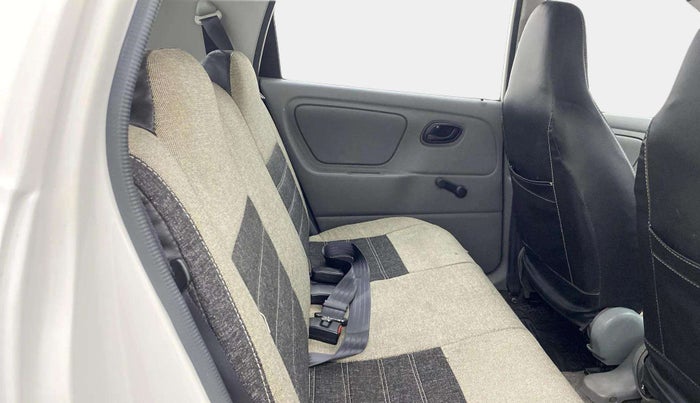 2014 Maruti Alto K10 LXI, Petrol, Manual, 31,681 km, Right Side Rear Door Cabin