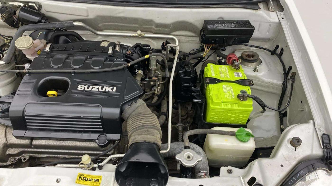 2014 Maruti Alto K10 LXI, Petrol, Manual, 31,681 km, Engine View - Left