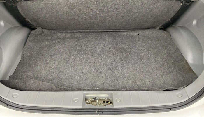 2014 Maruti Alto K10 LXI, Petrol, Manual, 31,681 km, Boot Inside