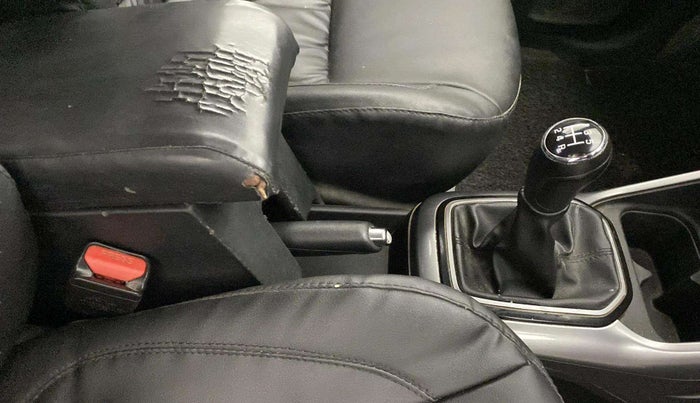 2022 Maruti IGNIS DELTA 1.2, Petrol, Manual, 37,044 km, Gear Lever