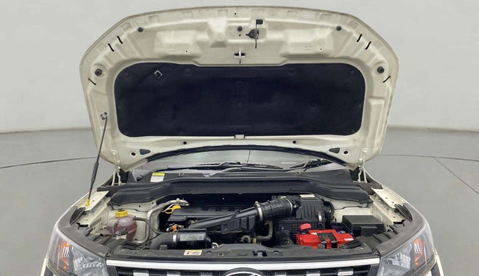 2021 Mahindra XUV300 W6 1.2 PETROL AMT, Petrol, Automatic, 13,528 km, Open Bonet