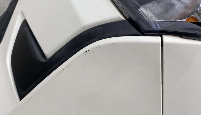 2021 Mahindra XUV300 W6 1.2 PETROL AMT, Petrol, Automatic, 13,528 km, Front bumper - Minor scratches