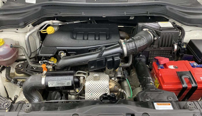 2021 Mahindra XUV300 W6 1.2 PETROL AMT, Petrol, Automatic, 13,528 km, Engine View
