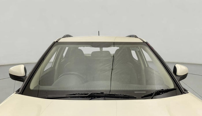 2021 Mahindra XUV300 W6 1.2 PETROL AMT, Petrol, Automatic, 13,528 km, Front Windshield