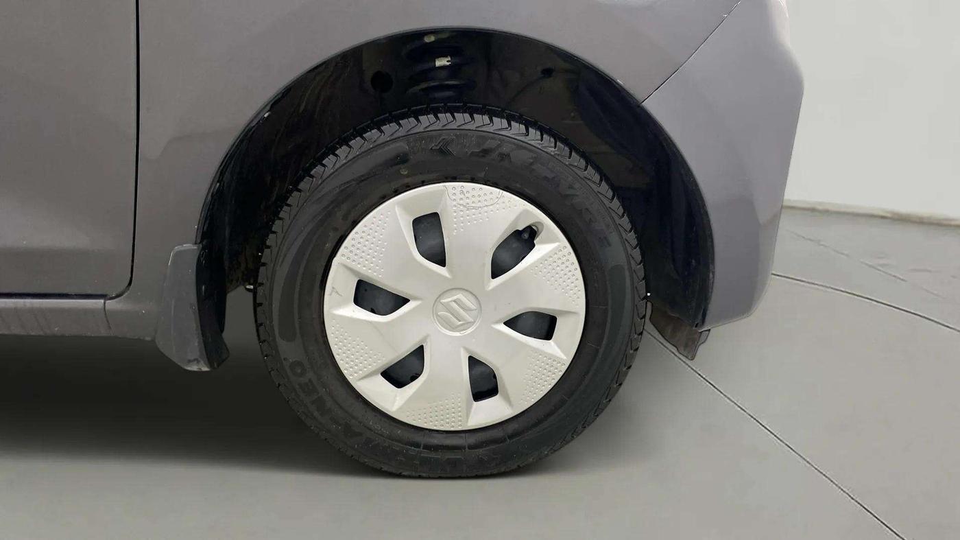 2022 Maruti Alto K10 VXI, Petrol, Manual, 11,957 km, Right Front Wheel