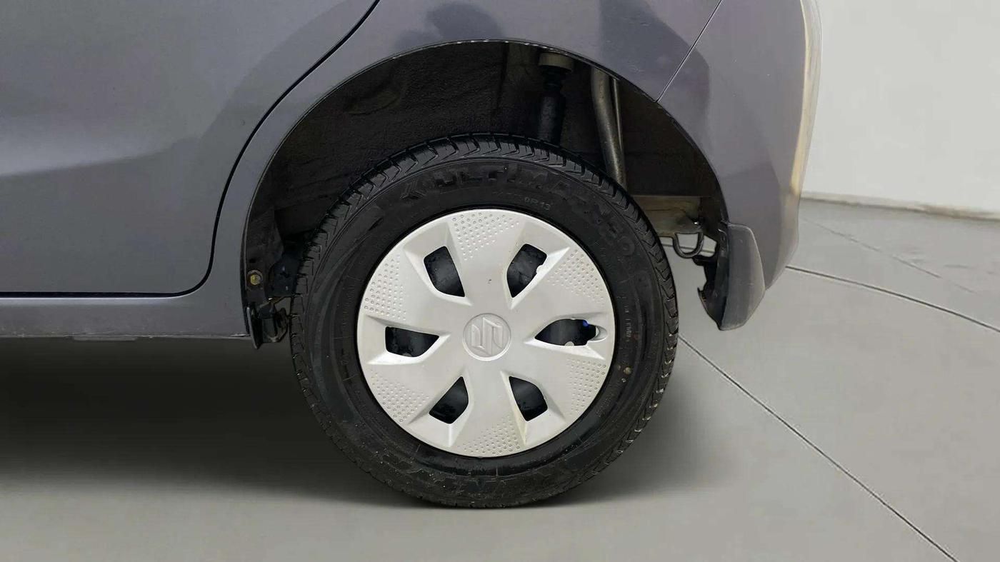2022 Maruti Alto K10 VXI, Petrol, Manual, 11,957 km, Left Rear Wheel
