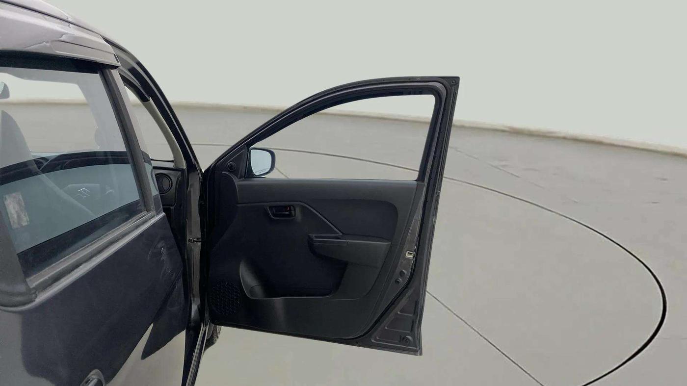 2022 Maruti Alto K10 VXI, Petrol, Manual, 11,957 km, RHS Front Door