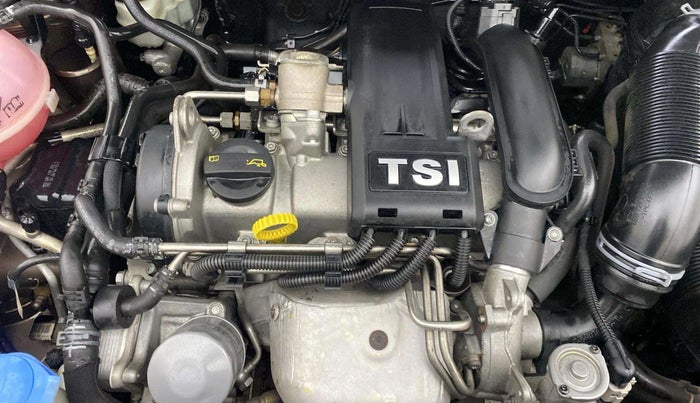 2015 Volkswagen Vento HIGHLINE PETROL AT, Petrol, Automatic, 76,622 km, Engine View
