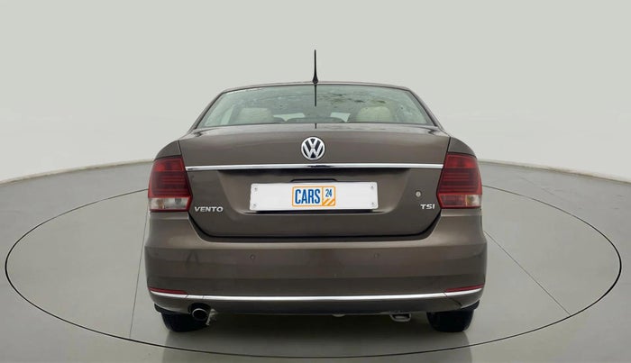 2015 Volkswagen Vento HIGHLINE PETROL AT, Petrol, Automatic, 76,622 km, Back/Rear