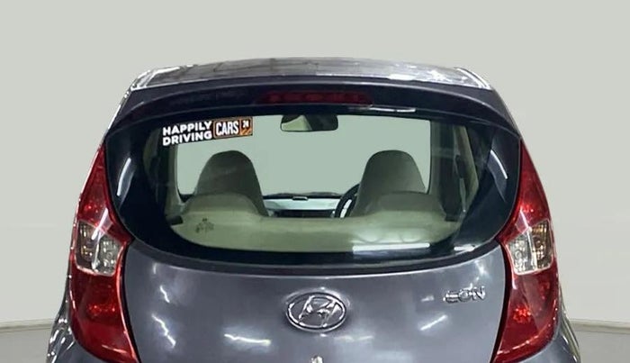 2017 Hyundai Eon ERA PLUS (O), Petrol, Manual, 23,725 km, Rear Windshield