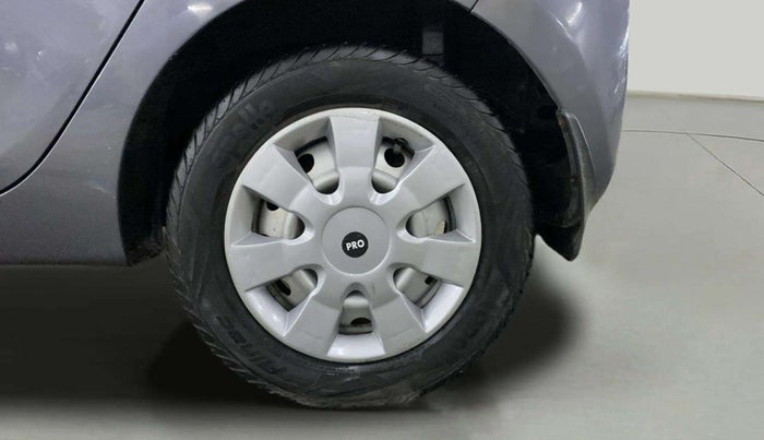 2017 Hyundai Eon ERA PLUS (O), Petrol, Manual, 23,725 km, Left Rear Wheel