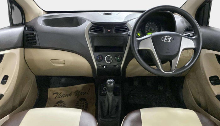 2017 Hyundai Eon ERA PLUS (O), Petrol, Manual, 23,725 km, Dashboard