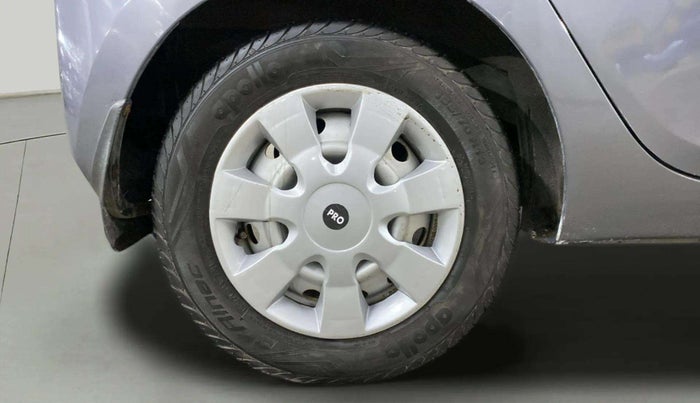 2017 Hyundai Eon ERA PLUS (O), Petrol, Manual, 23,725 km, Right Rear Wheel