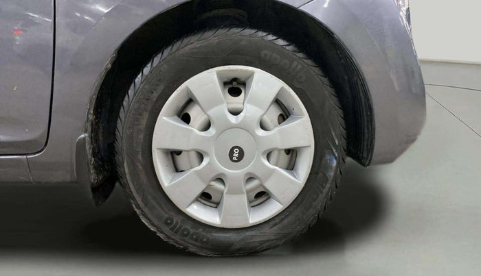 2017 Hyundai Eon ERA PLUS (O), Petrol, Manual, 23,725 km, Right Front Wheel