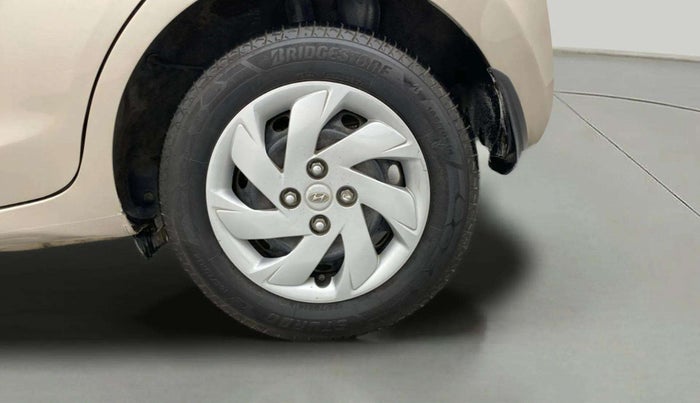 2019 Hyundai NEW SANTRO ASTA MT, Petrol, Manual, 25,974 km, Left Rear Wheel