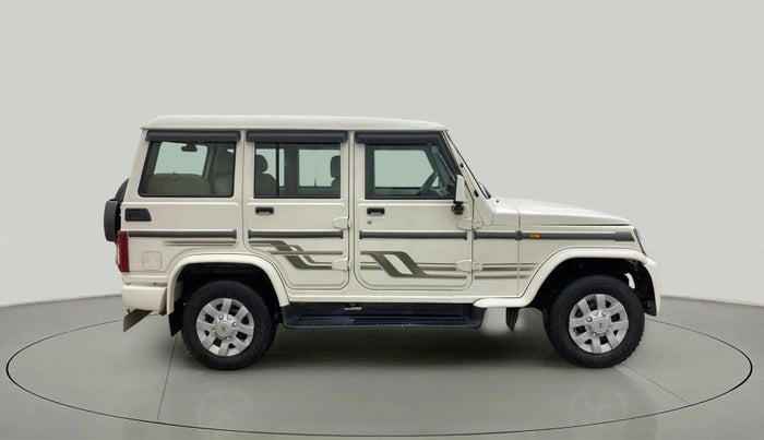 2021 Mahindra Bolero B6 (O), Diesel, Manual, 1,16,364 km, Right Side View