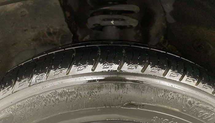 2019 MG HECTOR SHARP 1.5 DCT PETROL, Petrol, Automatic, 67,977 km, Left Front Tyre Tread