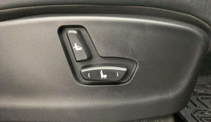2019 MG HECTOR SHARP 1.5 DCT PETROL, Petrol, Automatic, 67,977 km, Driver Side Adjustment Panel