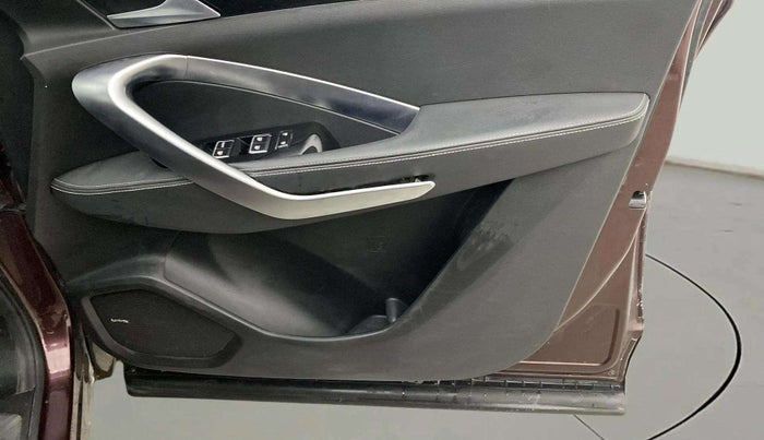 2019 MG HECTOR SHARP 1.5 DCT PETROL, Petrol, Automatic, 67,977 km, Driver Side Door Panels Control
