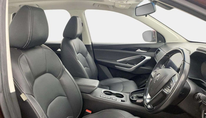 2019 MG HECTOR SHARP 1.5 DCT PETROL, Petrol, Automatic, 67,977 km, Right Side Front Door Cabin