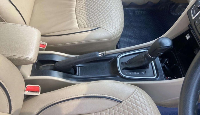 2017 Maruti Ciaz ZETA 1.4  AT PETROL, Petrol, Automatic, 65,154 km, Gear Lever