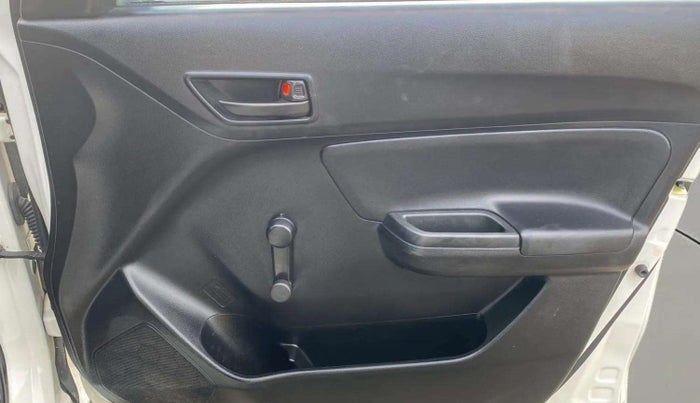 2020 Maruti Swift LXI, Petrol, Manual, 35,223 km, Driver Side Door Panels Control
