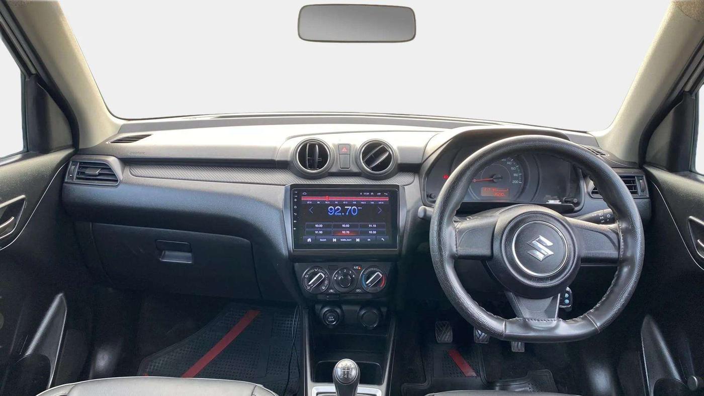 2020 Maruti Swift LXI, Petrol, Manual, 35,223 km, Dashboard