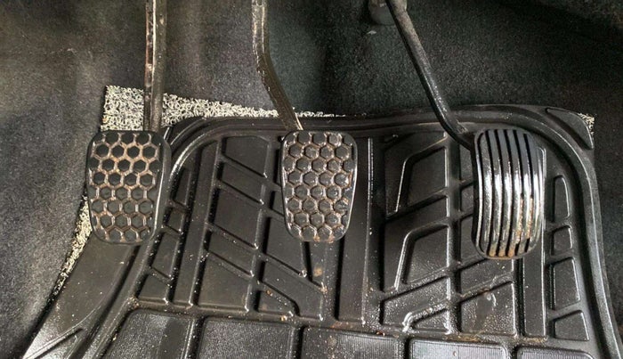 2019 Tata Tiago XZ PETROL, Petrol, Manual, 30,380 km, Pedals