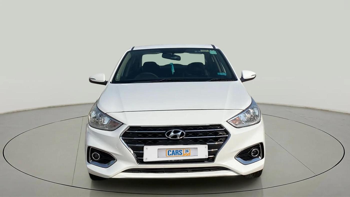 2017 Hyundai Verna 1.6 EX CRDI, Diesel, Manual, 42,803 km, Front