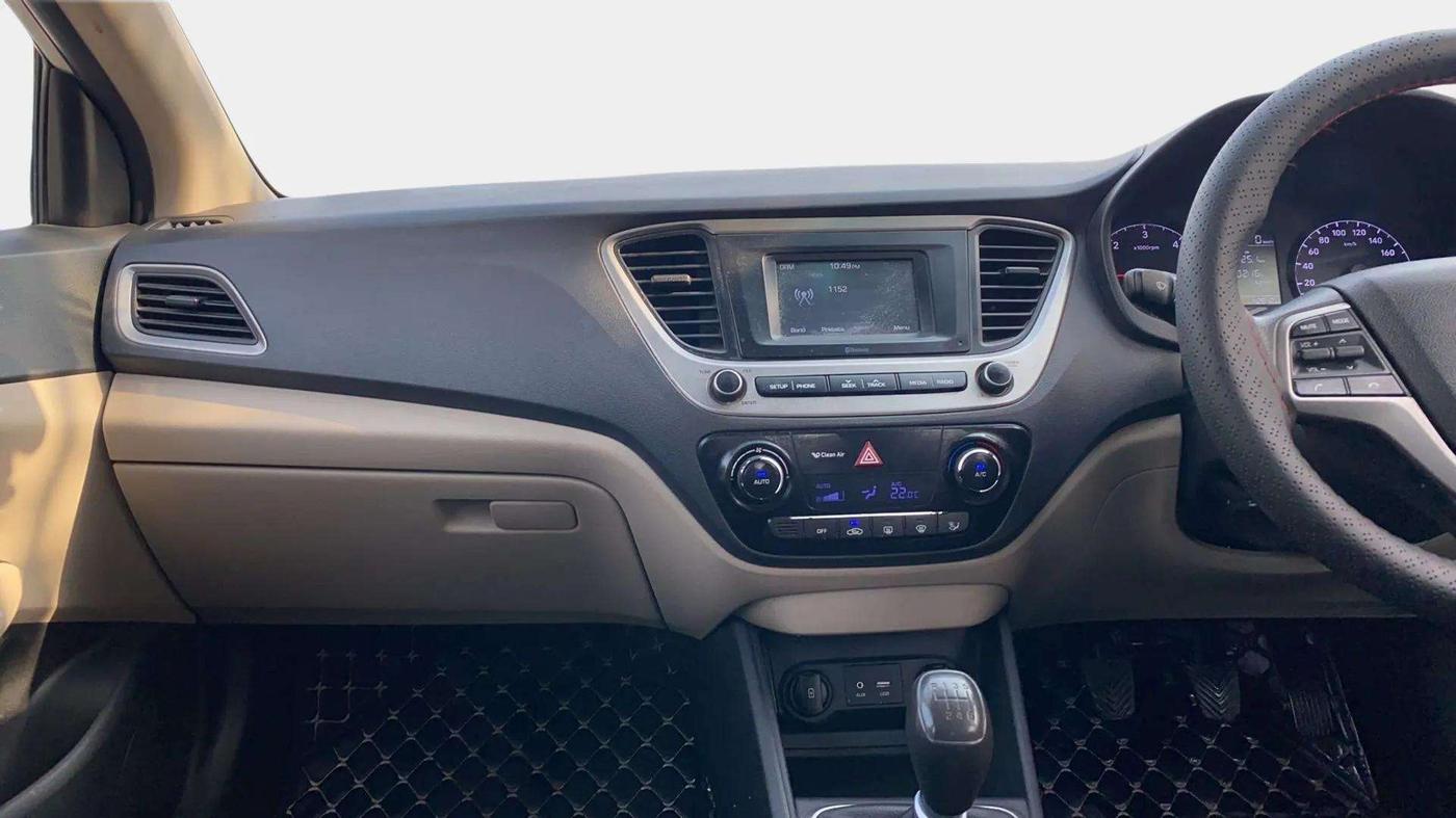 2017 Hyundai Verna 1.6 EX CRDI, Diesel, Manual, 42,803 km, Air Conditioner