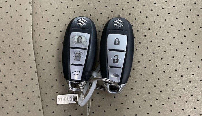 2018 Maruti Ciaz ZETA 1.4  AT PETROL, Petrol, Automatic, 51,072 km, Key Close Up