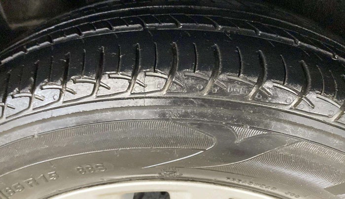 2018 Maruti Ciaz ZETA 1.4  AT PETROL, Petrol, Automatic, 51,072 km, Left Front Tyre Tread