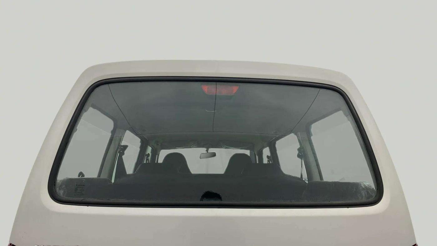 2022 Maruti Eeco 5 STR AC (O), Petrol, Manual, 34,344 km, Rear Windshield