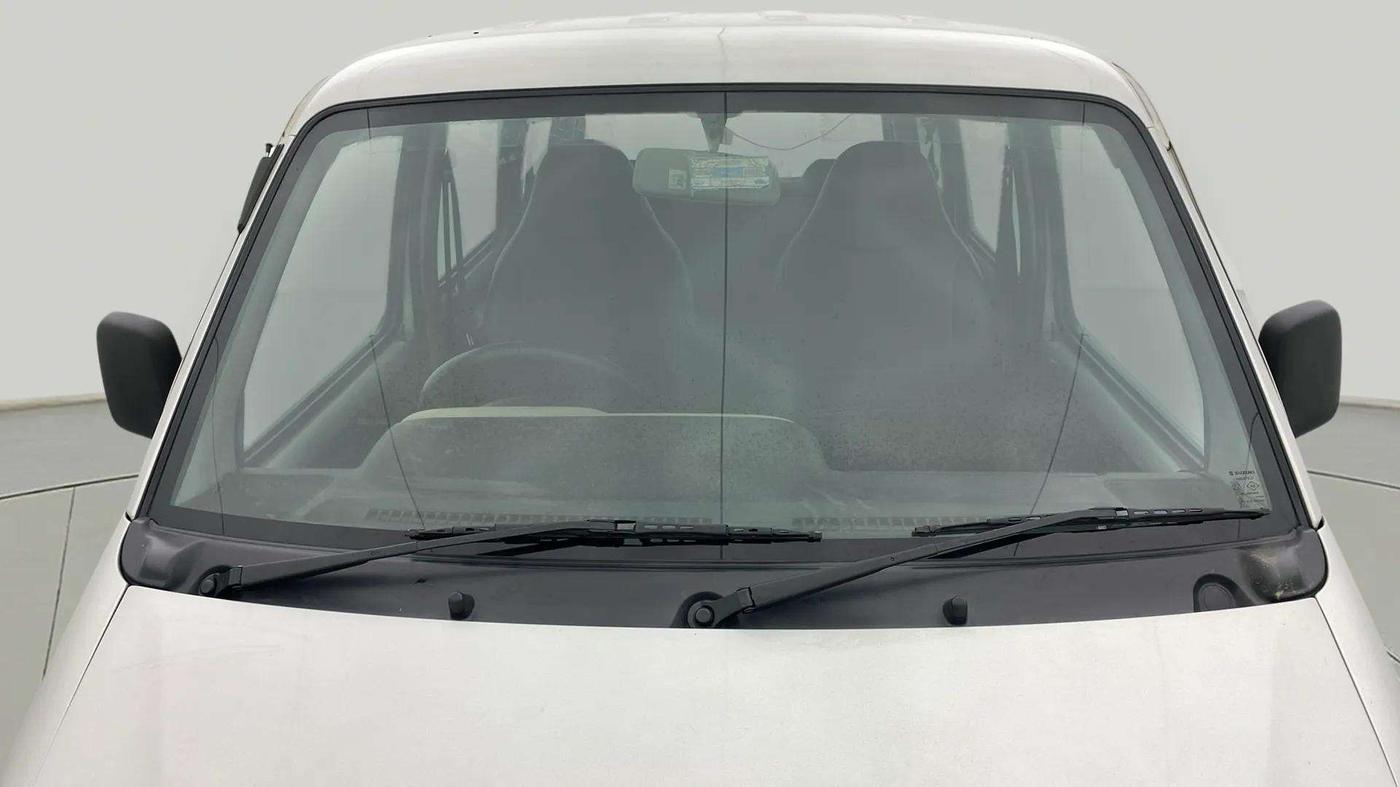 2022 Maruti Eeco 5 STR AC (O), Petrol, Manual, 34,344 km, Front Windshield
