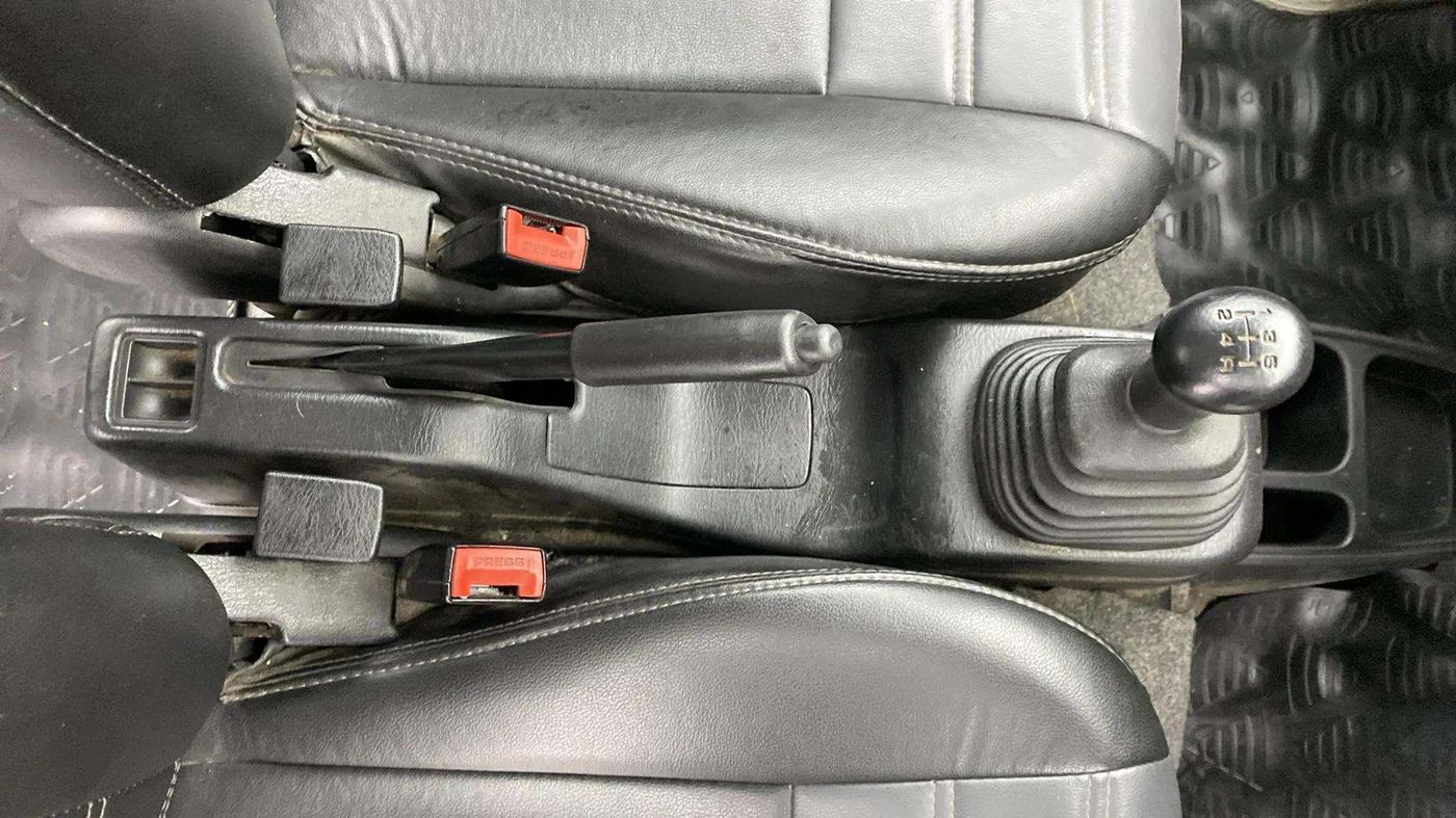 2022 Maruti Eeco 5 STR AC (O), Petrol, Manual, 34,344 km, Gear Lever